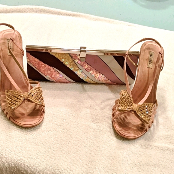 Lapis Handbags - LAPIS Satin or silk maroon shade evening clutch